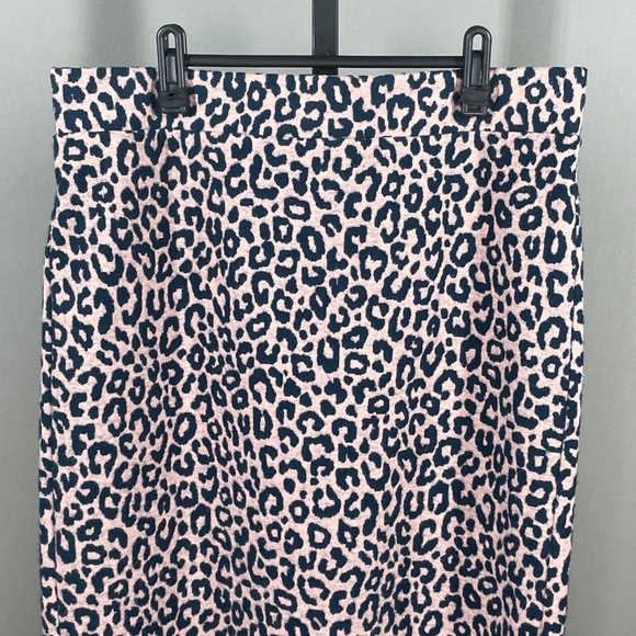 NEW Ann Taylor Skirt Womens Large pink blue leopard pencil midi preppy classic - Picture 2 of 9